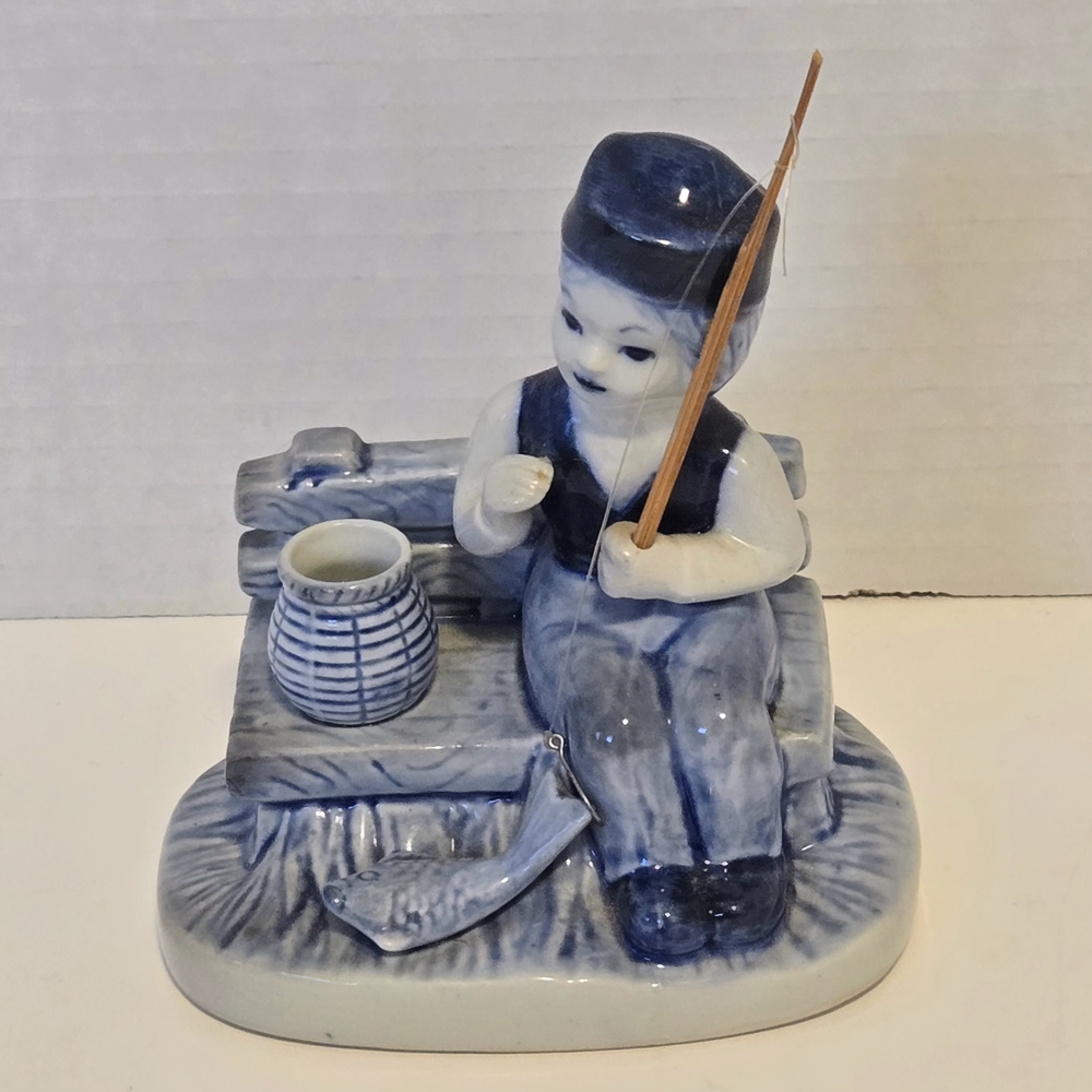 Vintage Delft Blue Dutch Boy Fishing On Bench Figurine Blue White